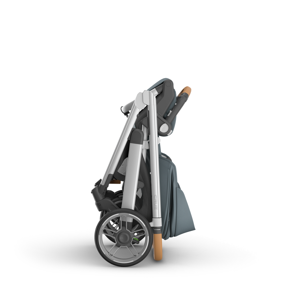 UPPAbaby Cruz V3 + Aria V2 Travel System in Callum - image 10