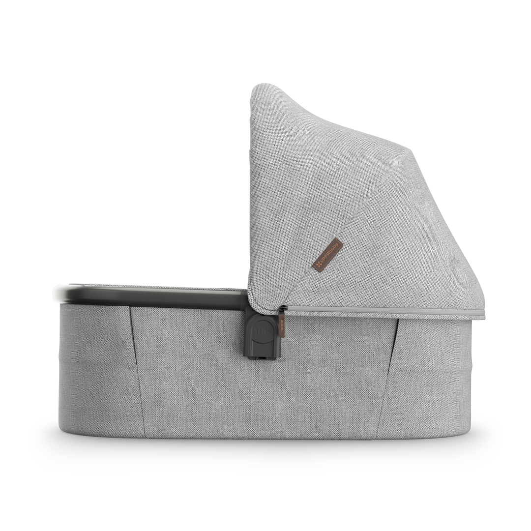 UPPAbaby Bassinet V3 - Beau side view 