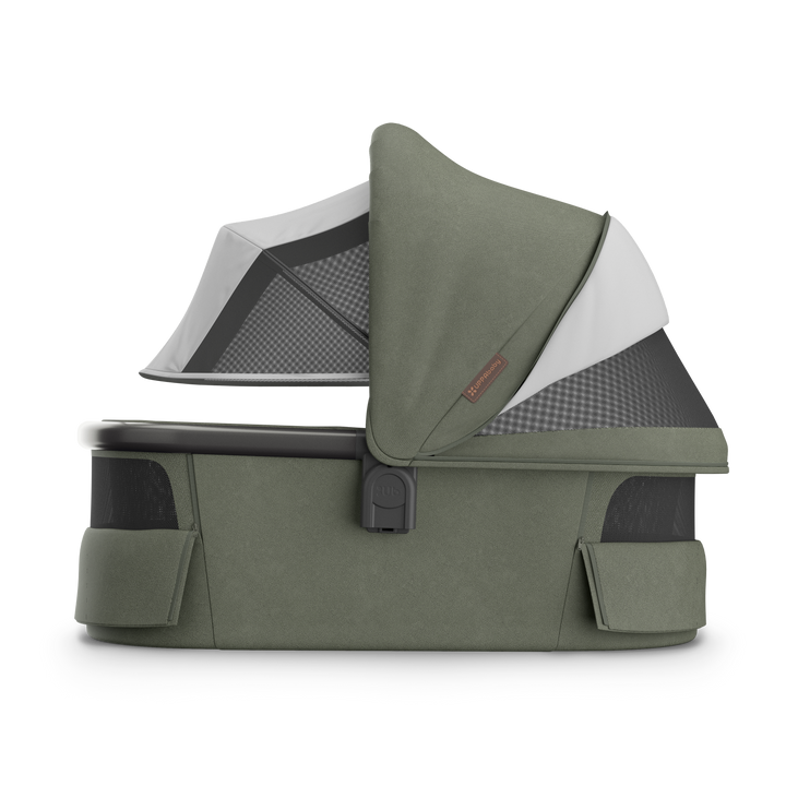 UPPAbaby Bassinet V3 — Evelyn — New, Torn Packaging — Evelyn