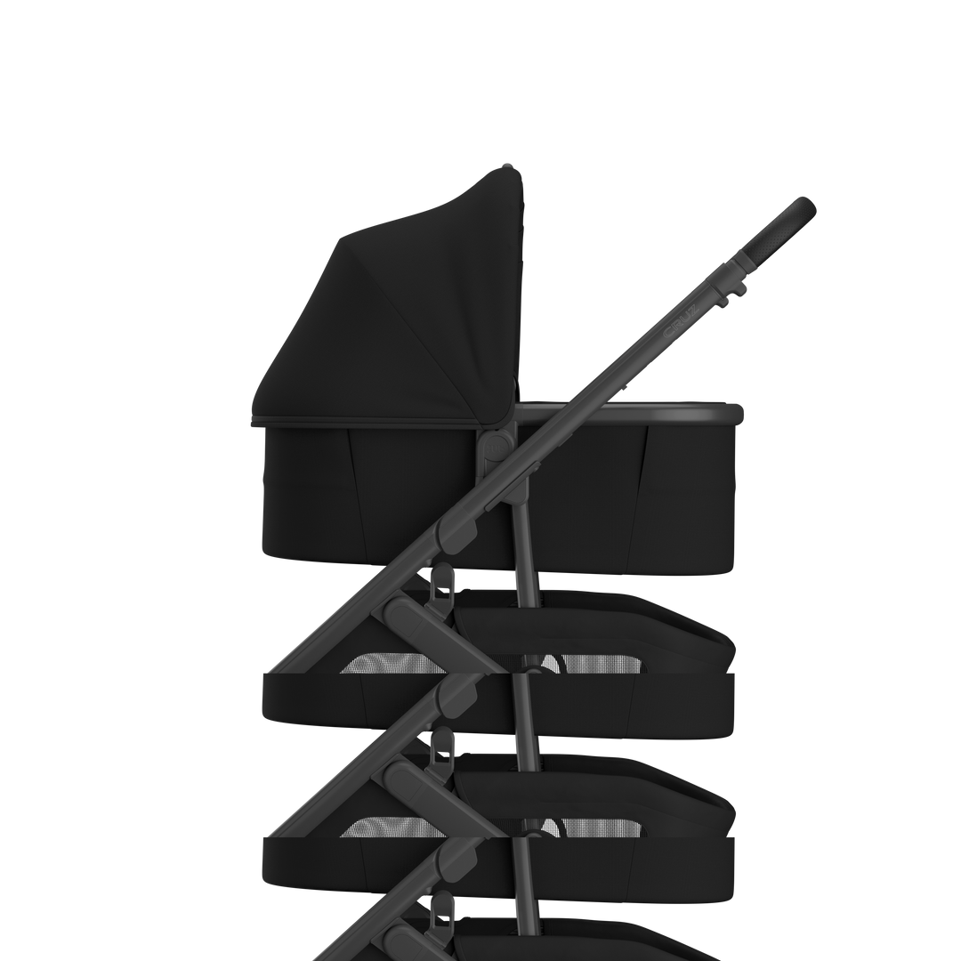 UPPAbaby Bassinet V3 - James - 0903-BAS-JMS_on0403-CRZ_Side 