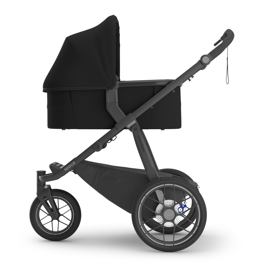 UPPAbaby Bassinet V3 - James - 0903-BAS-JMS_on1403-RDG_Side 